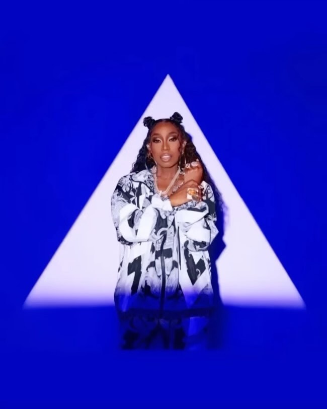 Missy Elliott Doritos Super Bowl commercial styled by Sankara
